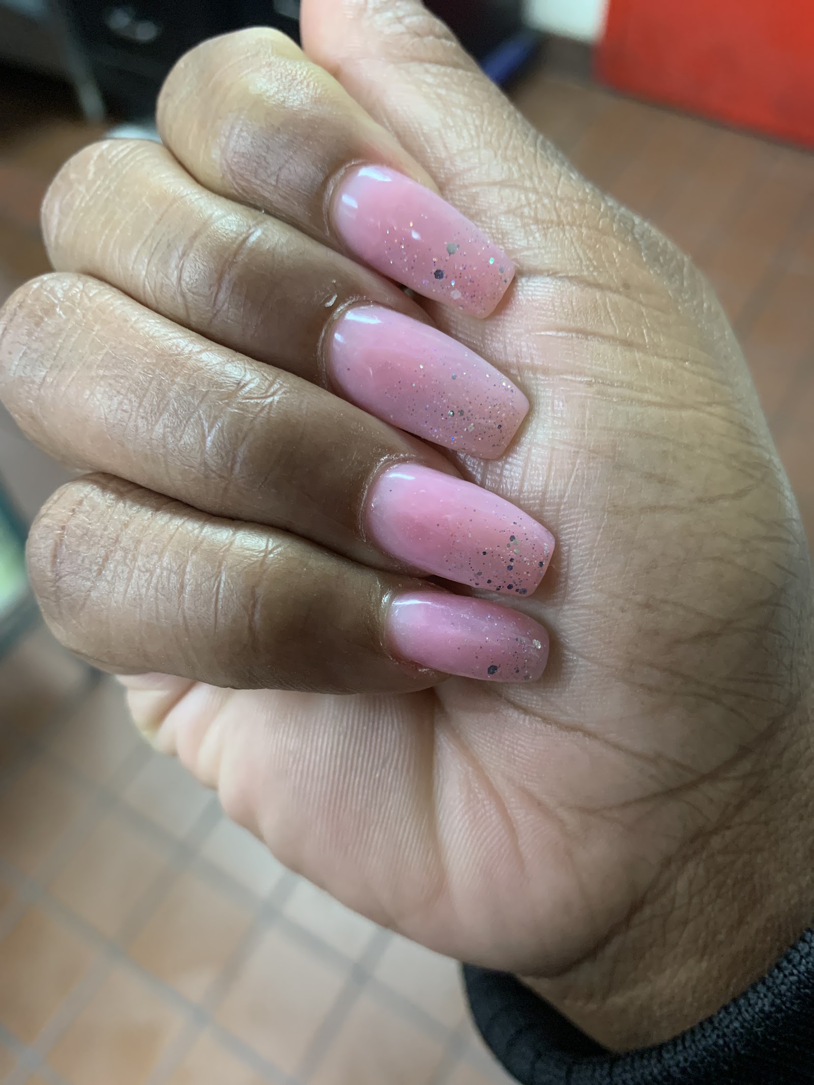 Queen Nails nail photo 4